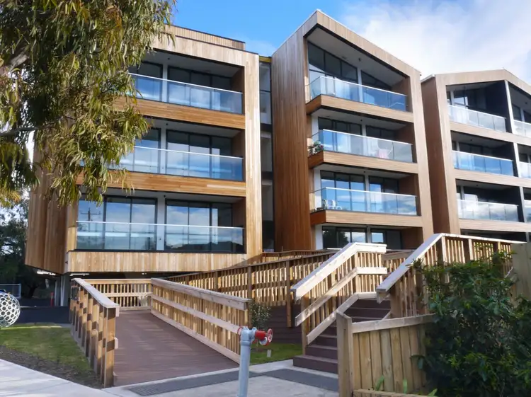 302/110 Roberts Street, West Footscray VIC 3012