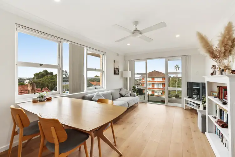 4/71 West Street