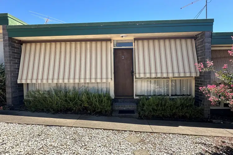 Main view of Homely unit listing, 3/2-4 Kurewa Street, Tallangatta VIC 3700