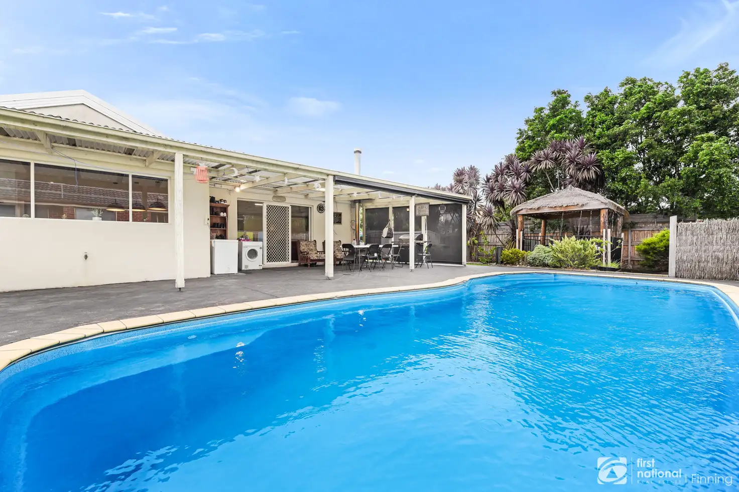 Main view of Homely house listing, 5 Lochgreen View, Cranbourne VIC 3977
