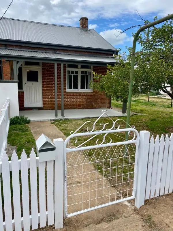 45a Marsden Street, Boorowa NSW 2586