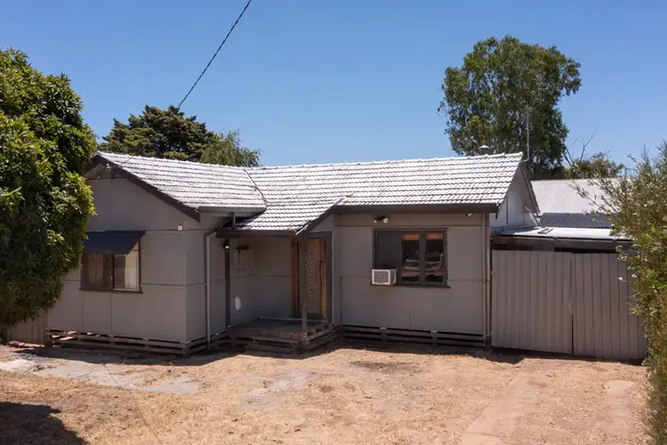 93 Fox Street, Narrogin WA 6312