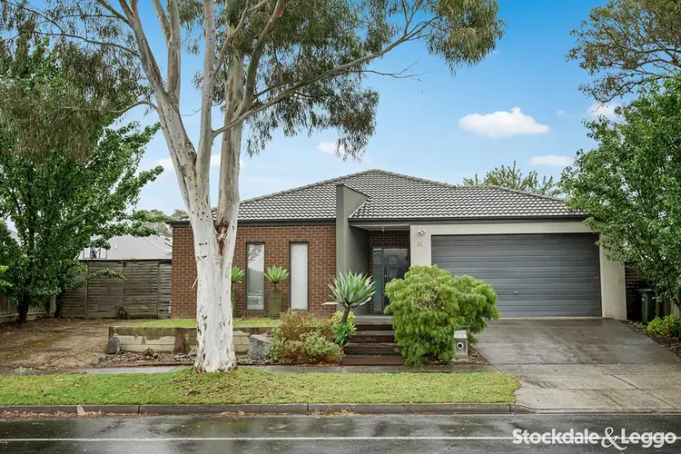 32 Resort Boulevard, Doreen VIC 3754