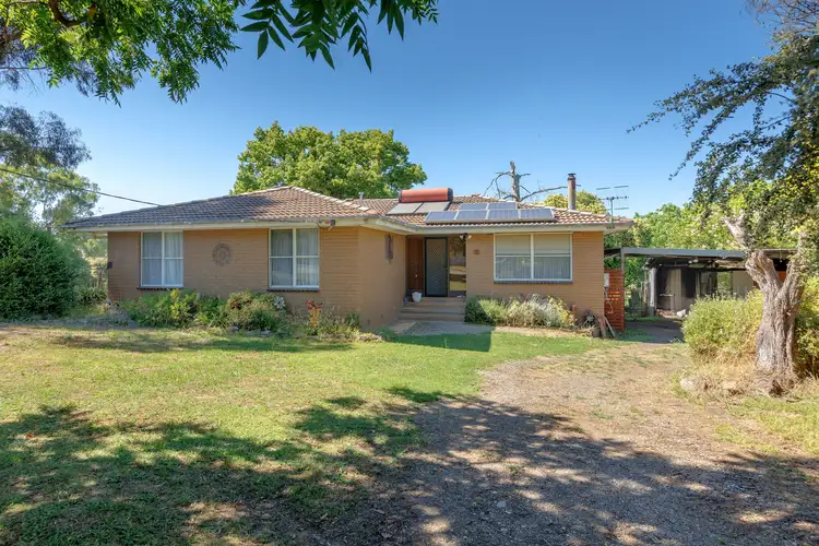 70 Kiewa East Road, Tangambalanga VIC 3691