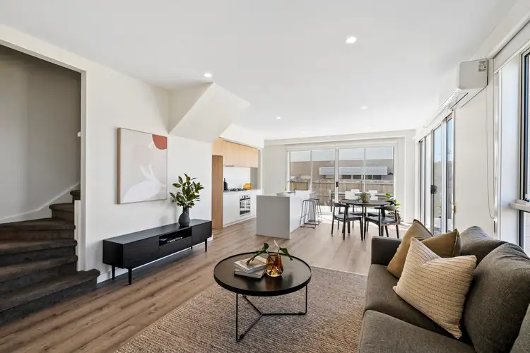 4/17 Hood Crescent, Fawkner VIC 3060