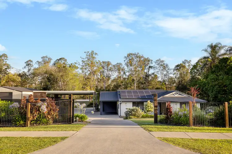 174-176 Merluna Road, Park Ridge South QLD 4125