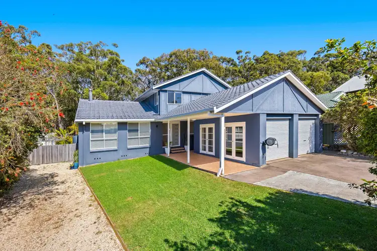 9 John Phillip Drive