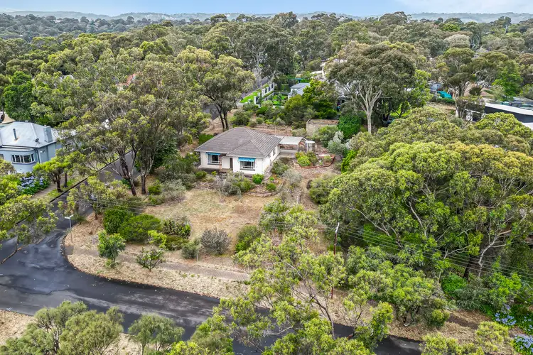 6 Dale Road, Eden Hills SA 5050