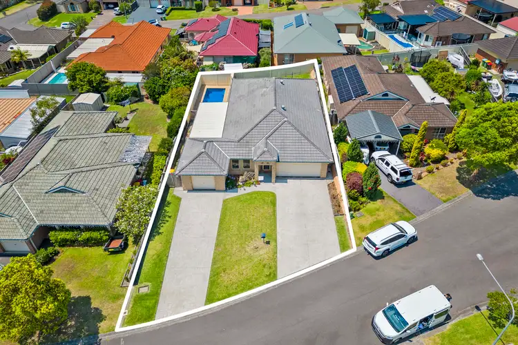 Second view of Homely house listing, 3 Aroona Close, Gwandalan NSW 2259