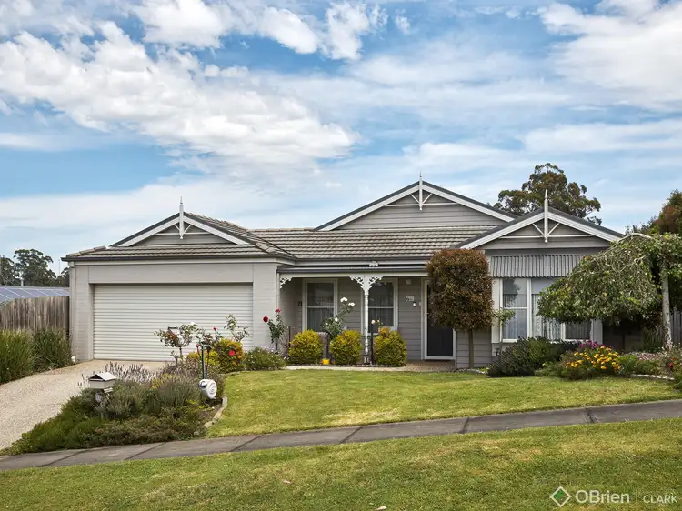 17 Skipton Street, Drouin VIC 3818