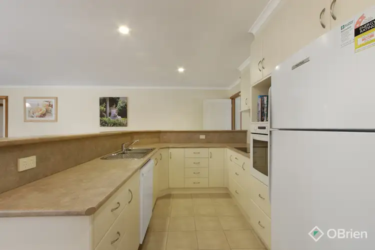 Third view of Homely house listing, 5 Barton Place, Eastwood VIC 3875