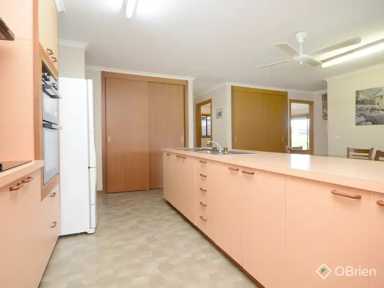 Sixth view of Homely house listing, 27 Fitzgerald Street, Bairnsdale VIC 3875