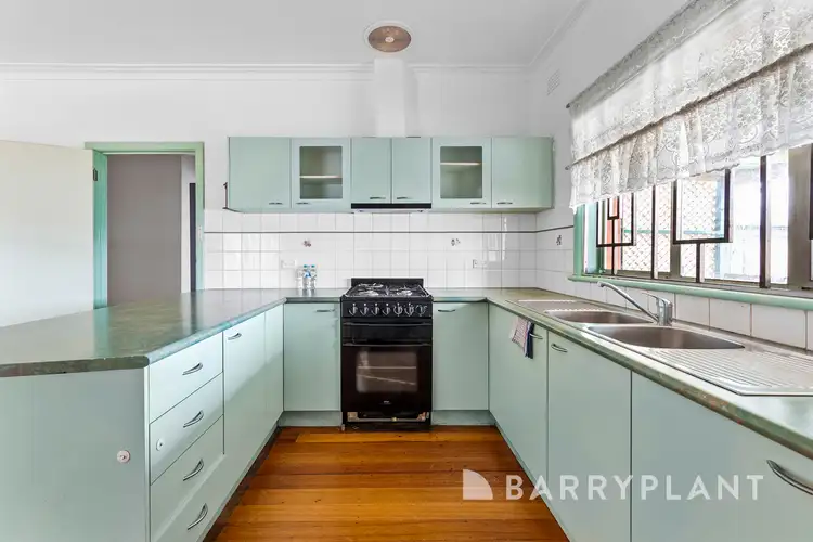 Fifth view of Homely house listing, 21 Thorndon Drive, St Albans VIC 3021