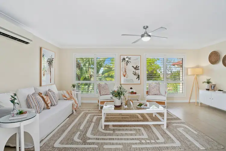 14 Buffalo Crescent, Pacific Pines QLD 4211