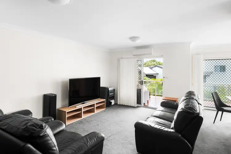 Third view of Homely apartment listing, 10/10 Searl Road, Cronulla NSW 2230