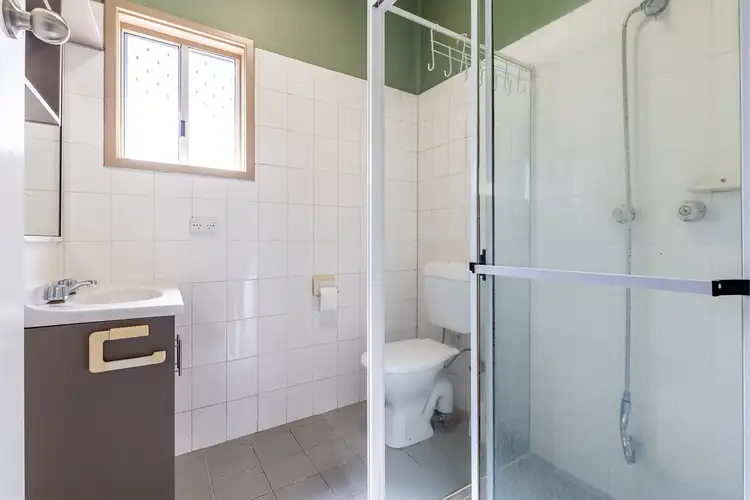 Fifth view of Homely unit listing, 4/29A Soldiers Point Road, Soldiers Point NSW 2317