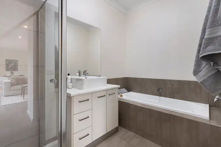 Fifth view of Homely unit listing, 3/38 Patullos Road, Lara VIC 3212