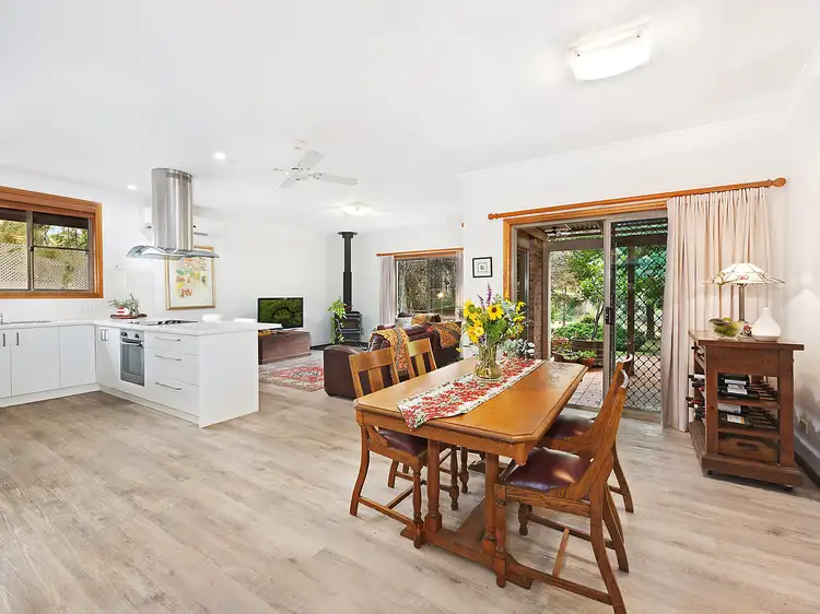 Fifth view of Homely house listing, 4 Caerleon Court, Mudgee NSW 2850