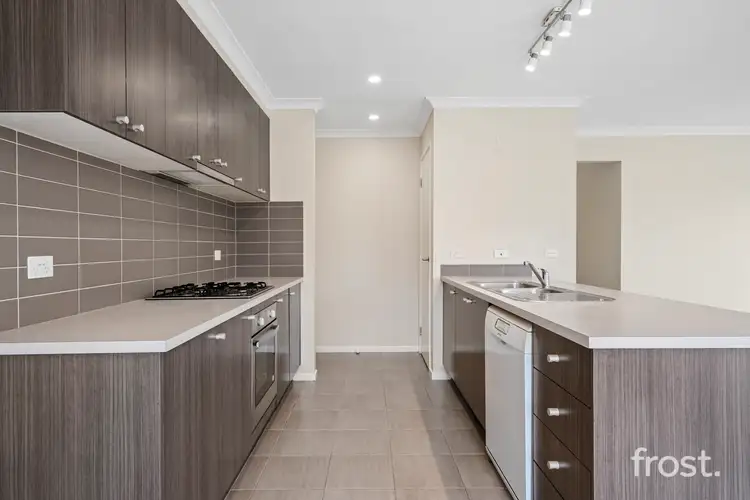 Fifth view of Homely house listing, 2 Portia Court, Wallan VIC 3756