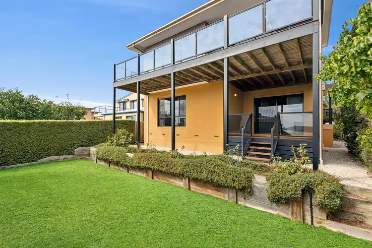 21 Waterview Close