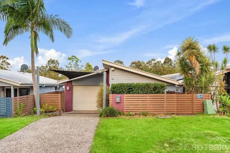 51 Emerald Crescent