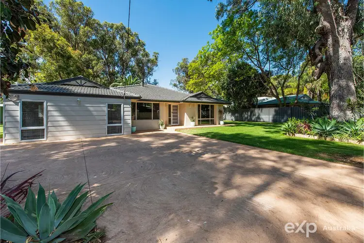 12 Navarre Row, Greenfields WA 6210