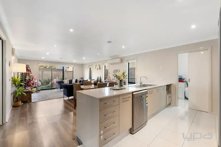 Fourth view of Homely house listing, 2 Florida Court, Burnside Heights VIC 3023