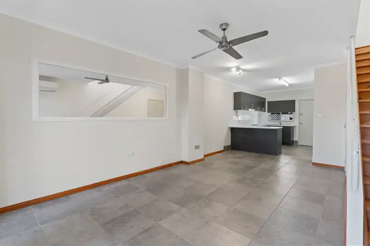 6/14 Springfield Crescent, Manoora QLD 4870