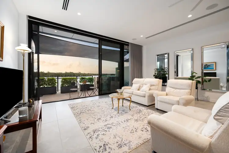 Sixth view of Homely villa listing, 2/2 Marina Promenade, Paradise Point QLD 4216