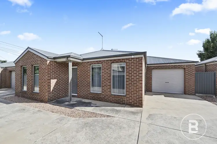 2/176 Park Road, Maryborough VIC 3465