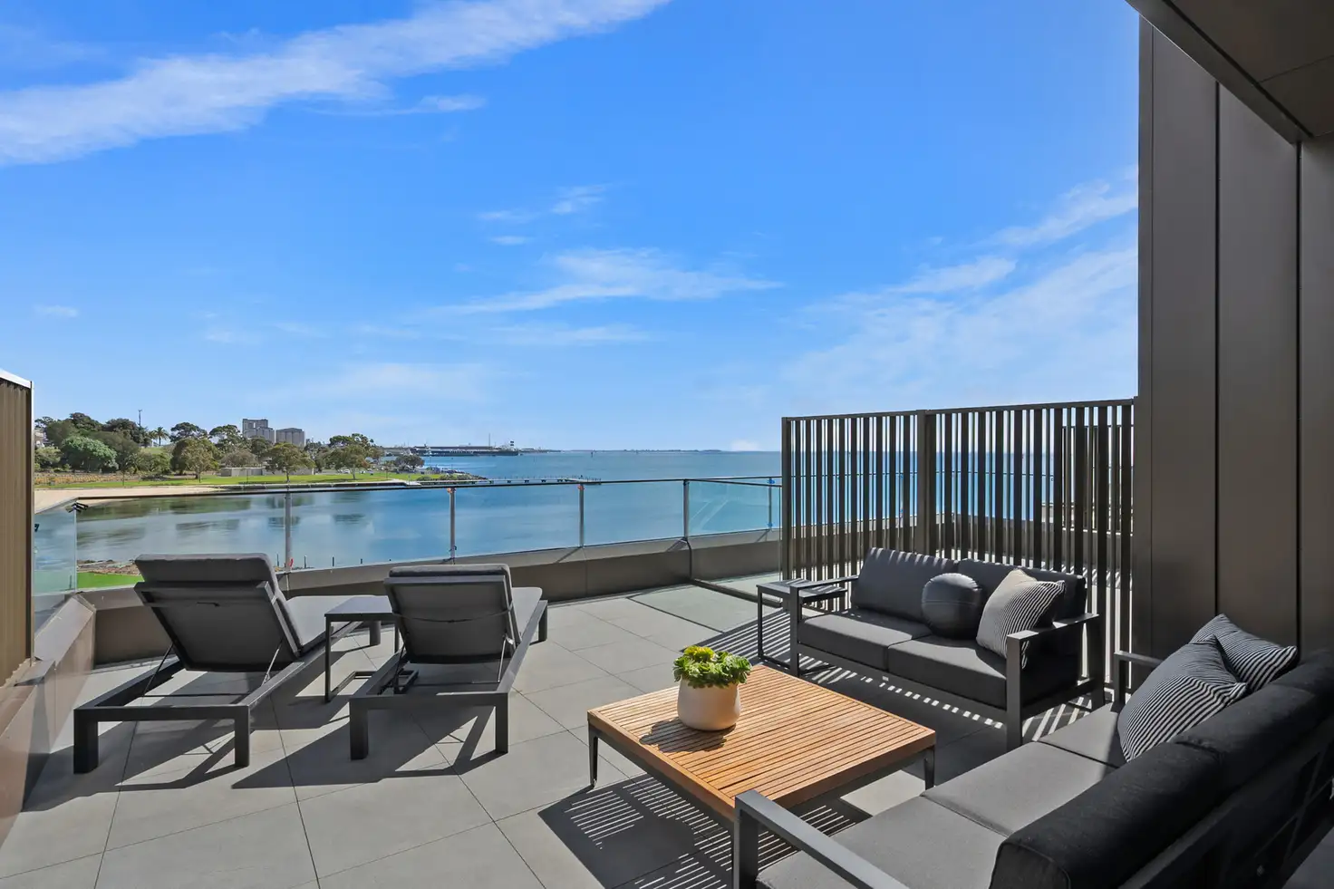 Main view of Homely townhouse listing, 3 Kurrewa Walk, Rippleside VIC 3215