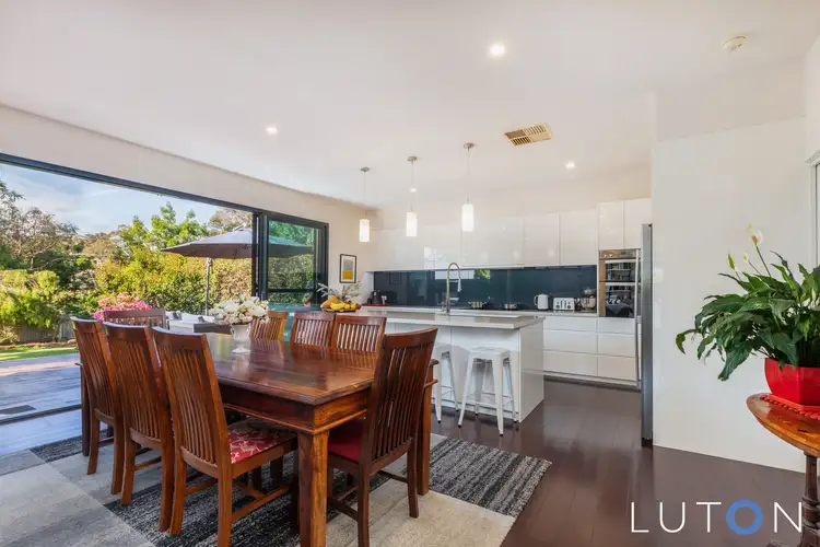 9 Jensen Street, Hughes ACT 2605