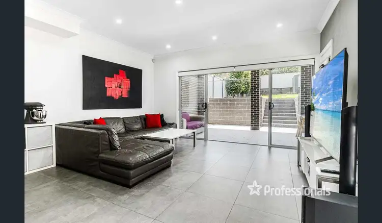 Sixth view of Homely semi-detached listing, 15 Adamson Avenue, Dundas Valley NSW 2117