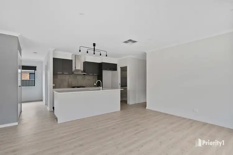 Fourth view of Homely house listing, 12 Luxford Court, Strathdale VIC 3550