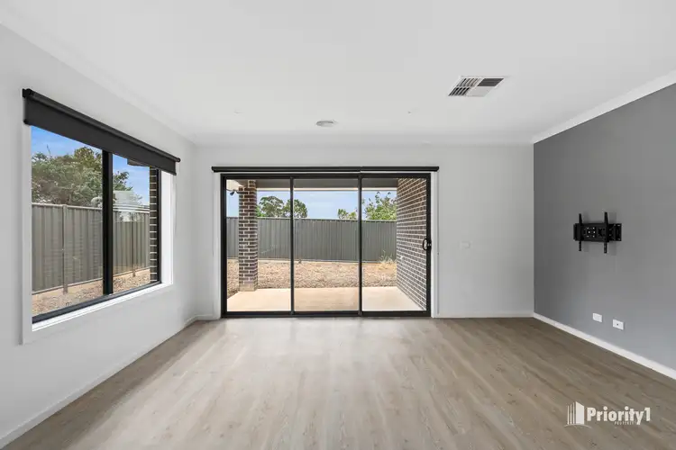 Fifth view of Homely house listing, 12 Luxford Court, Strathdale VIC 3550