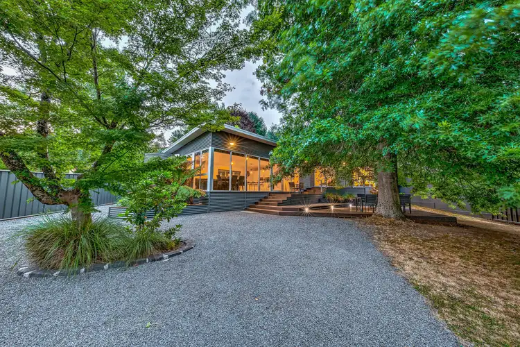 21 Bakers Gully Road, Bright VIC 3741