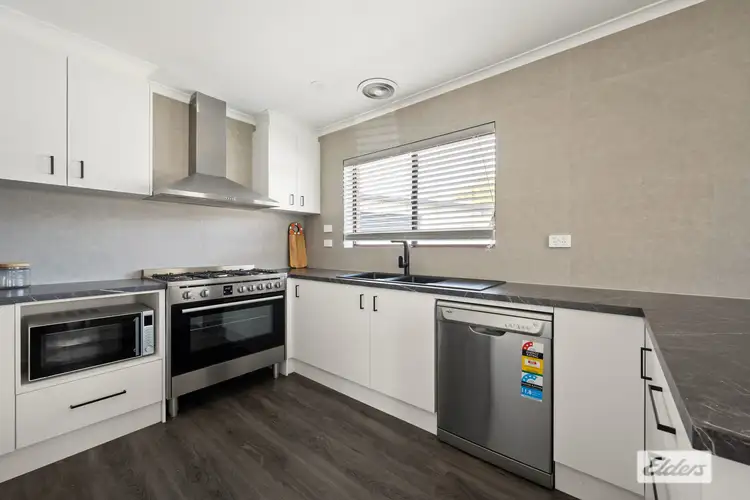 Second view of Homely house listing, 5 Prunis Court, Wodonga VIC 3690