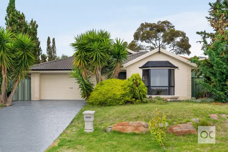 8 Skipper Close, Hallett Cove SA 5158