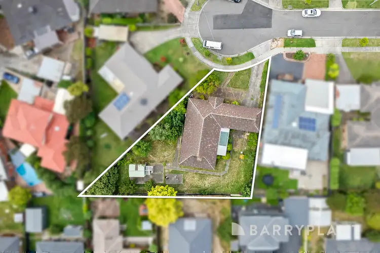 Second view of Homely house listing, 3 Bandalong Court, Bundoora VIC 3083