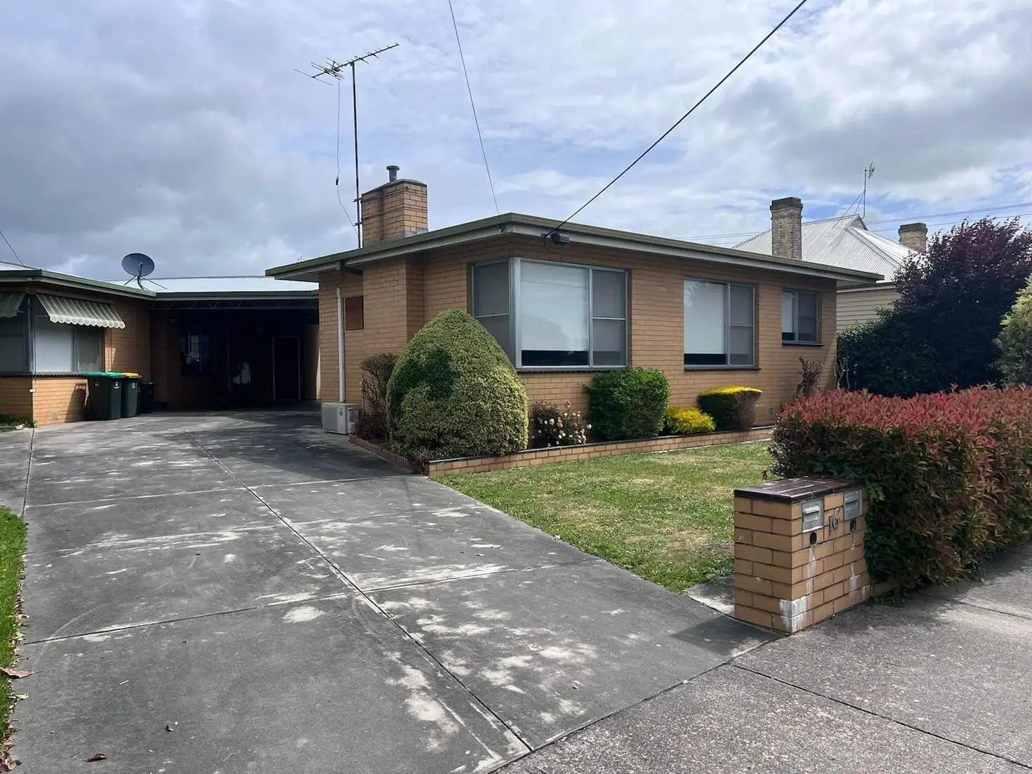 Main view of Homely unit listing, 1/16 Jennings Street, Colac VIC 3250