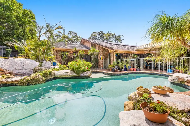 8 Northwood Close, Robina QLD 4226