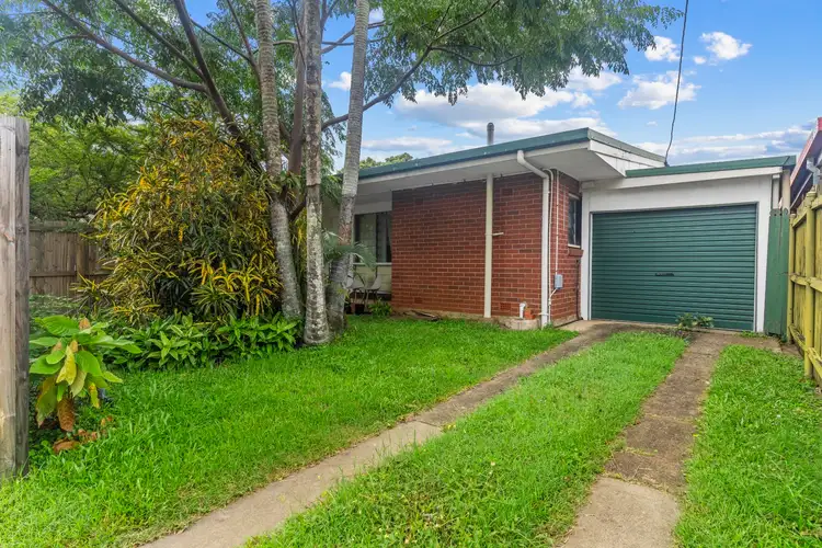 Fourth view of Homely semi-detached listing, 2/277 Aumuller Street, Westcourt QLD 4870