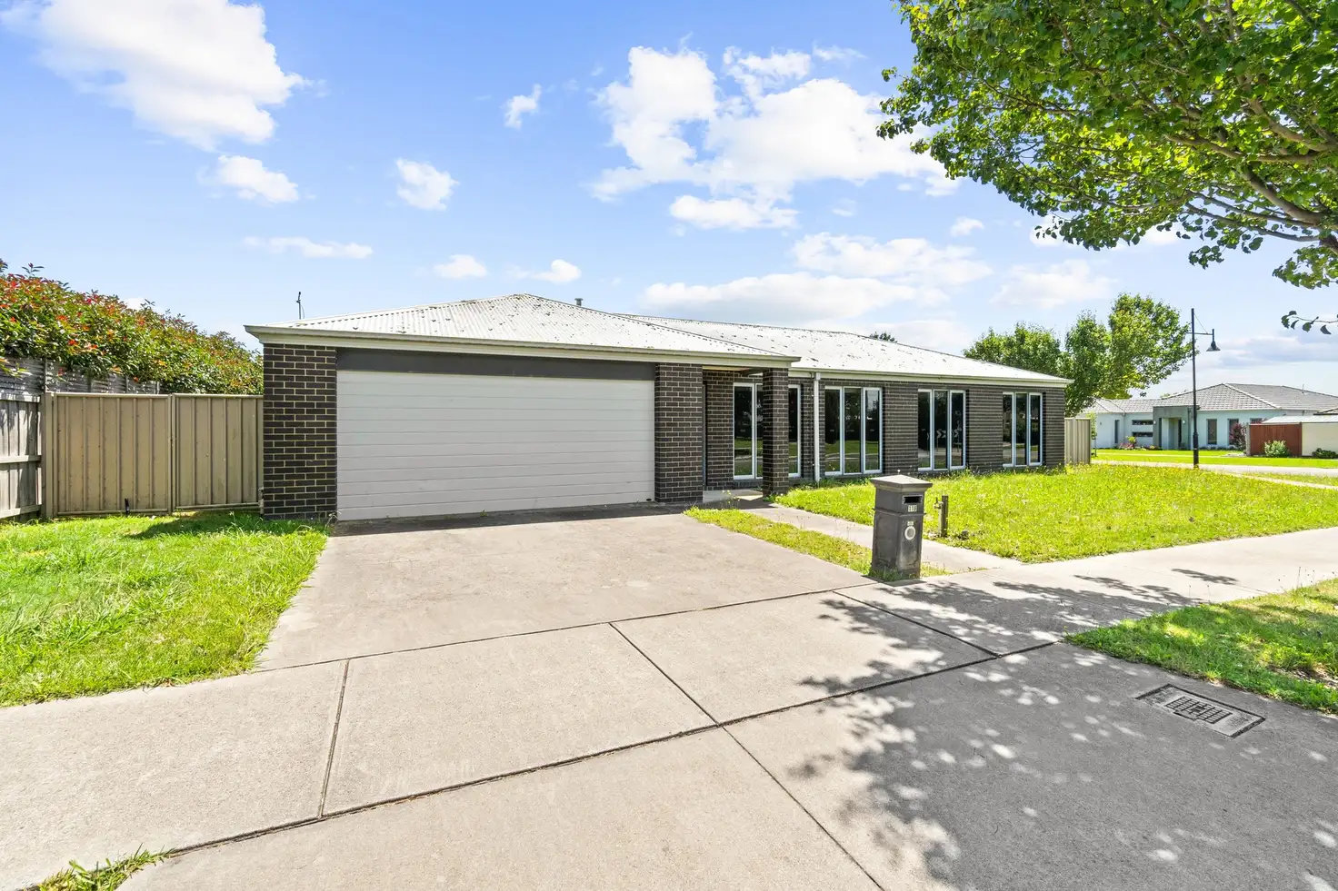 Main view of Homely house listing, 118 Hammersmith Circuit, Traralgon VIC 3844