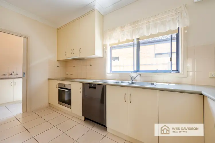 Fourth view of Homely unit listing, 1/36 Mardon Drive, Horsham VIC 3400