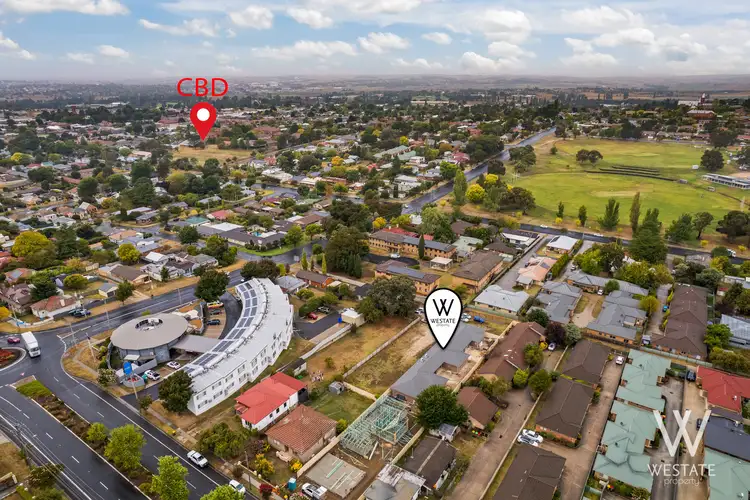 Main view of Homely unit listing, 350B Stewart Street, Bathurst NSW 2795