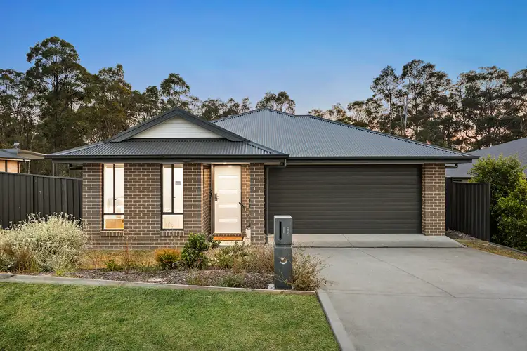 18 Jarrah Close, Fletcher NSW 2287