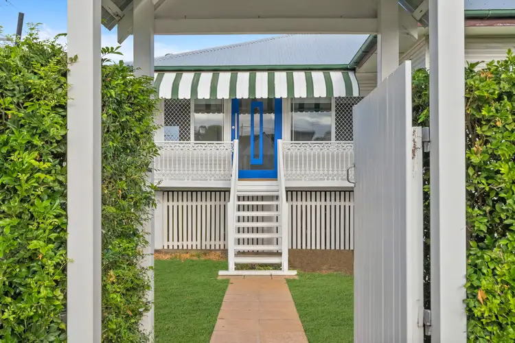 532 Oxley Avenue, Redcliffe QLD 4020
