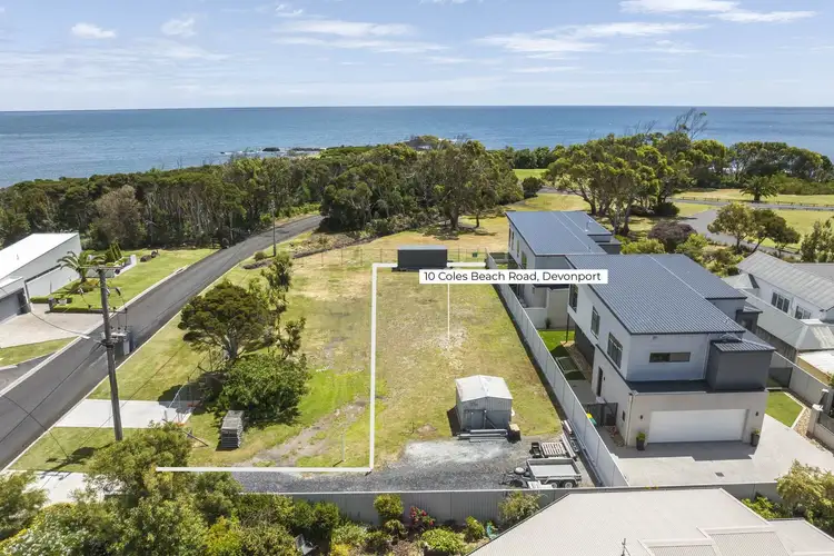 10 Coles Beach Road
