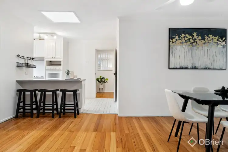 Fifth view of Homely house listing, 8 Kenross Court, Wantirna VIC 3152