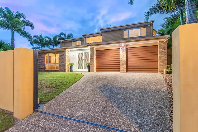 34 Santa Cruz Boulevard, Clear Island Waters QLD 4226
